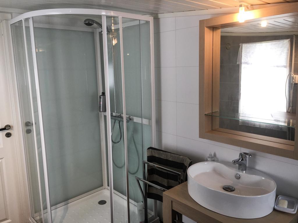 Cape East Homestay Ytre Kiberg エクステリア 写真
