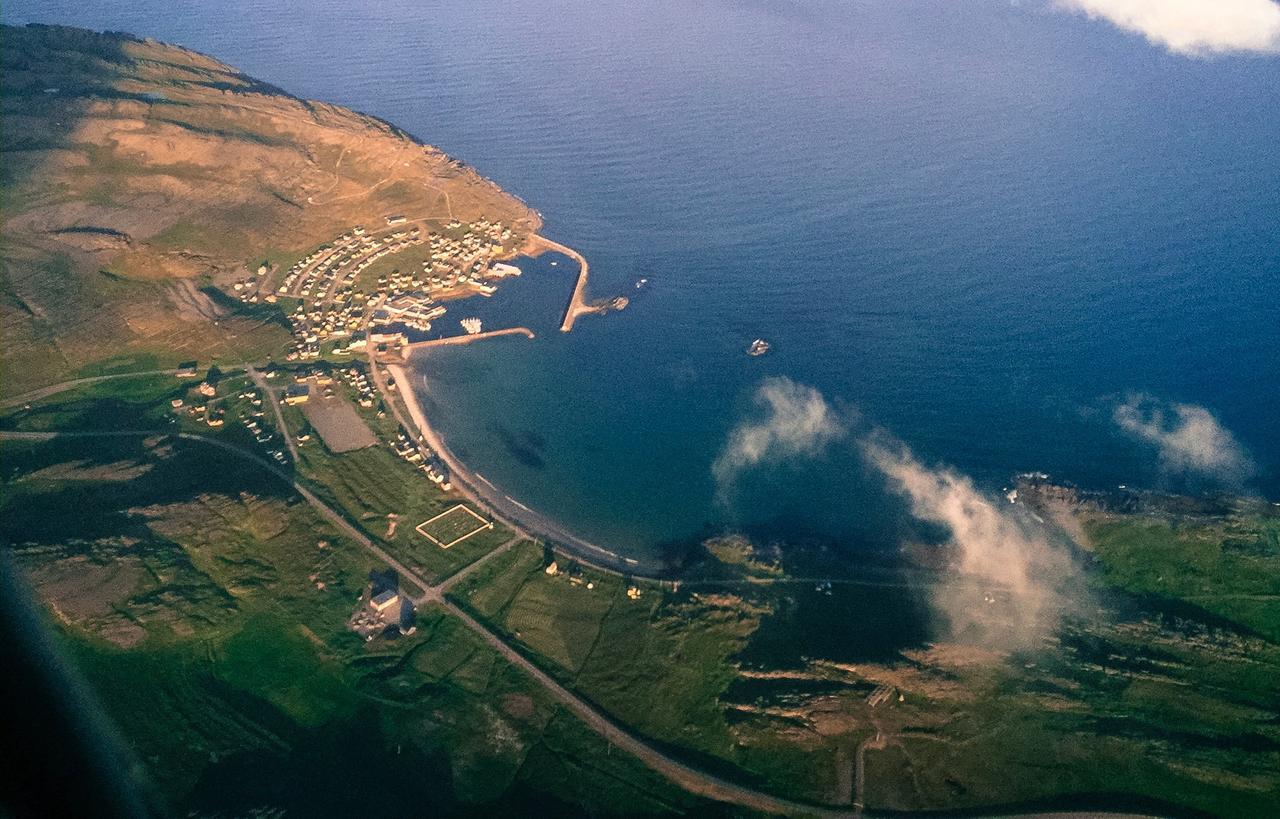 Cape East Homestay Ytre Kiberg エクステリア 写真